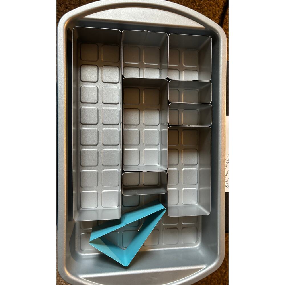 Pampered Chef Numbers and Letters Cake Pan